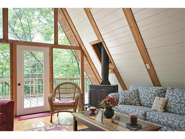 For Sale: 78 Sugarbush Marthasville, MO 63357