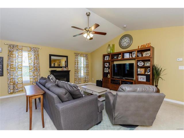 For Sale: 1216 Woodgrove Park Dr O Fallon, MO 63366