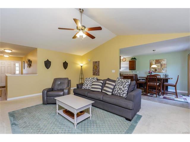 For Sale: 1216 Woodgrove Park Dr O Fallon, MO 63366