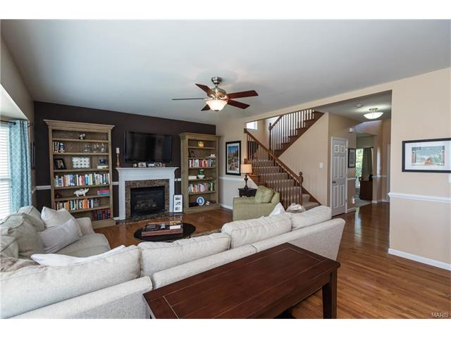 For Sale: 206 Fox Haven Ct O Fallon, MO 63368