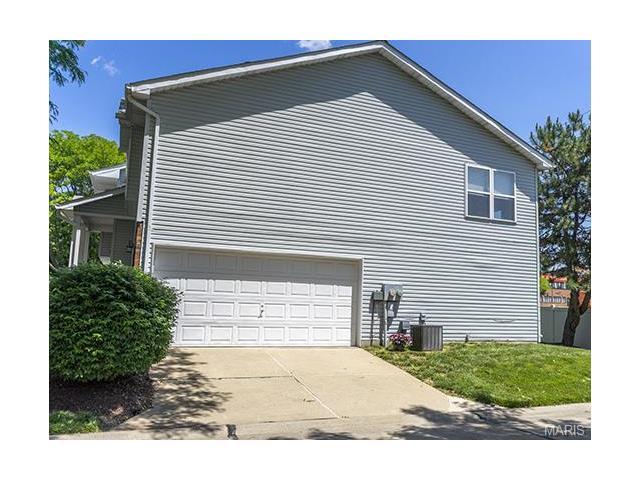 2000 Belltower Dr Saint Peters, MO 63376