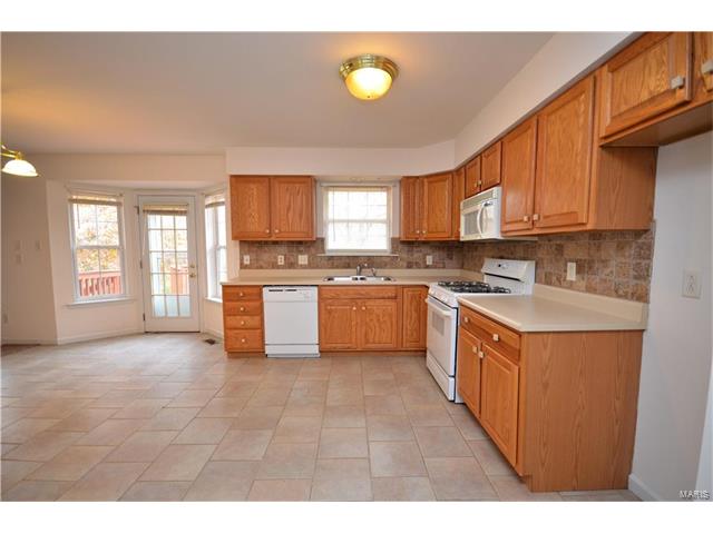 2483 Oak Frst