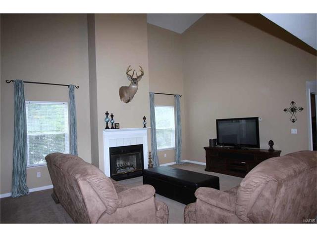 For Sale: 1008 Yankee Ct Warrenton, MO 63383