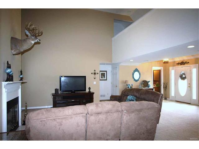 For Sale: 1008 Yankee Ct Warrenton, MO 63383