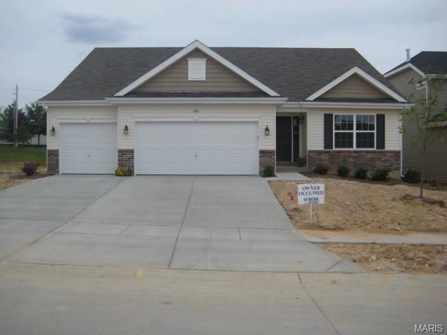 For Sale: 514 Pleasant Breeze Dr Wentzville, MO 63385