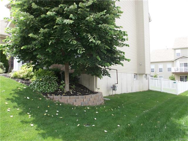 For Sale: 615 Derek Dr Wentzville, MO 63385