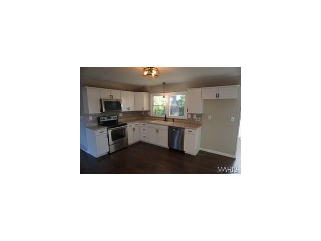 403 Blumhoff Ave