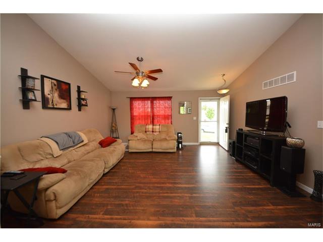 17 Colton Jesse Dr