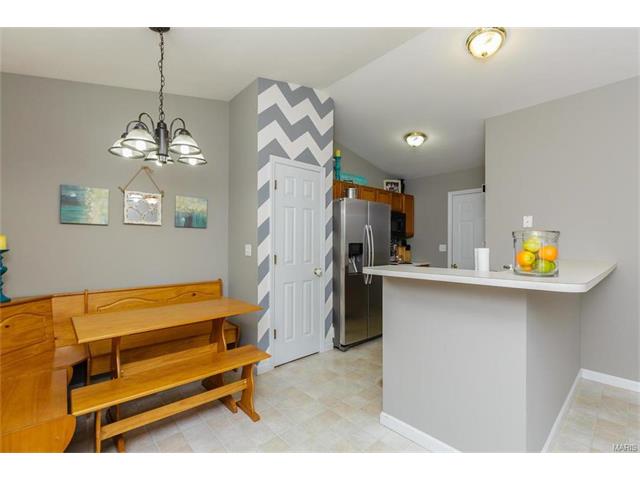 For Sale: 38 Silver Spur Winfield, MO 63389