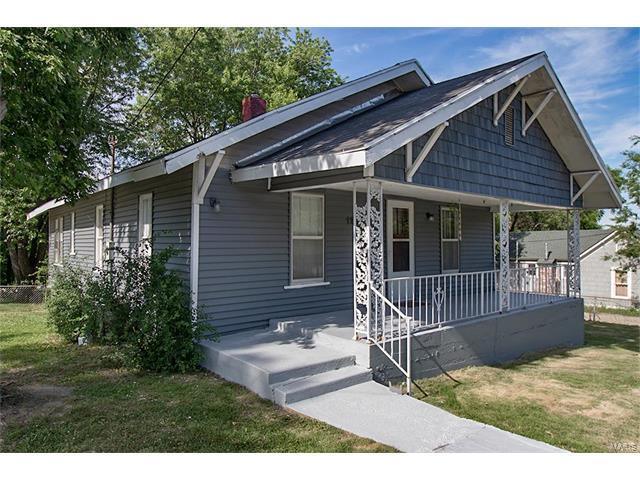 1112 Mill St
