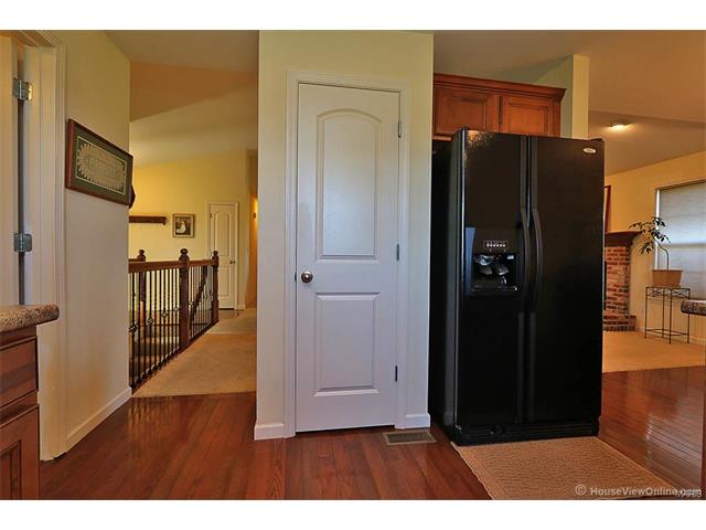 1205 Boone Ct