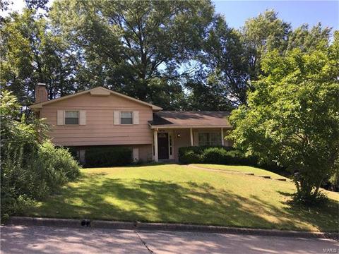 1930 Sapphire Ln