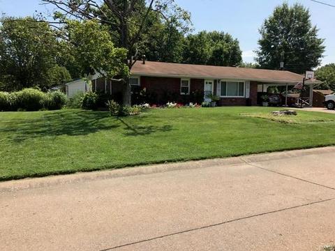 1930 Sapphire Ln