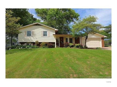 1930 Sapphire Ln