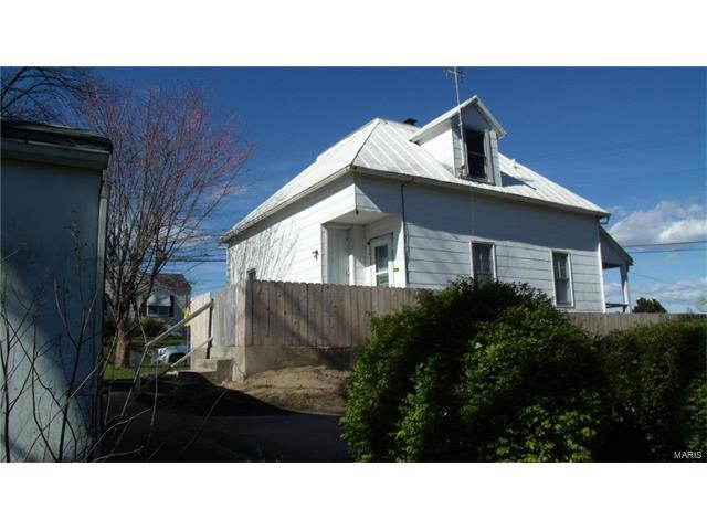 199 N 8th St