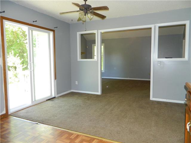 For Sale: 700 Autumn Dr Belton, MO 64012