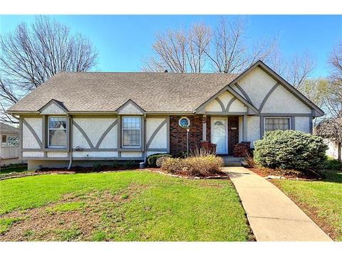 97 Beach Dr