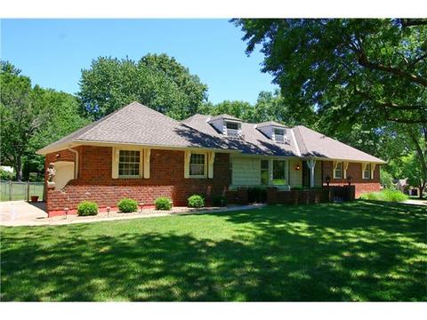 2605 NW Brielle Ct