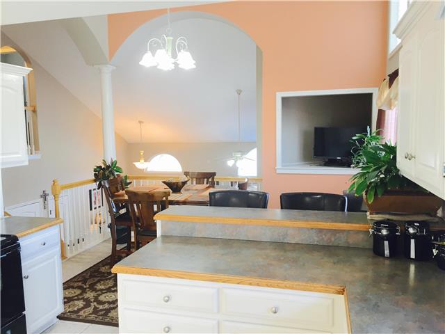 1305 NW Cedar Ct