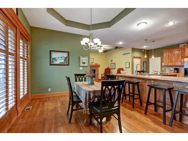 1610 NW Hedgewood Dr