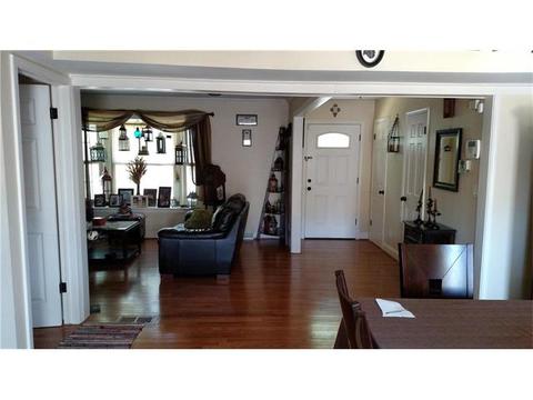 6206 E 150th Ter