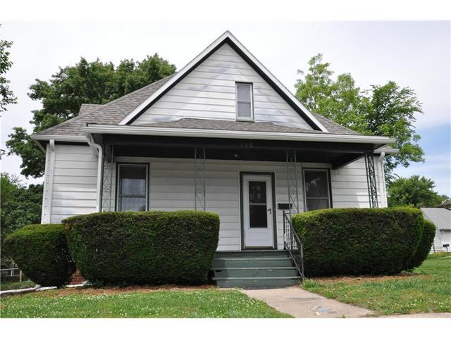 107 E 12th St