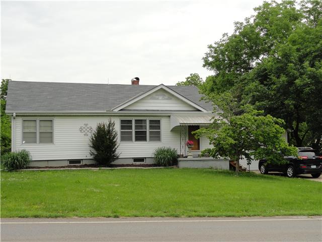 For Sale: 10406 E 35th St Independence, MO 64052