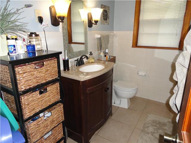 For Sale: 10406 E 35th St Independence, MO 64052