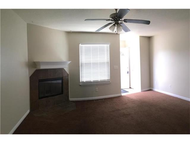 For Sale: 906 SE Hampton Ct Lees Summit, MO 64063