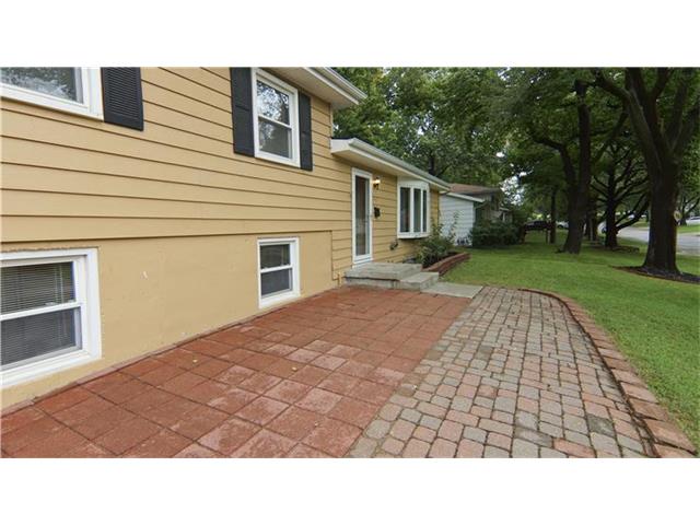 622 NW Village Dr
