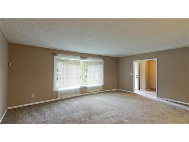 622 NW Village Dr
