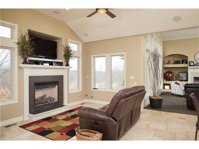 4428 NE Shadow Valley Cir