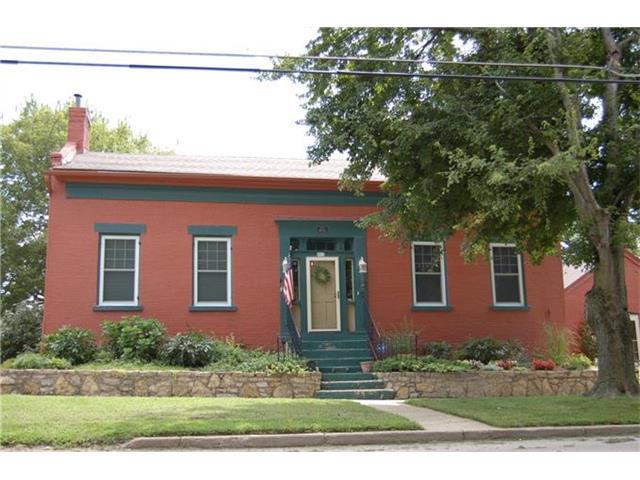 421 Highland Ave