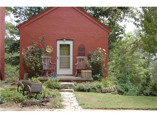 421 Highland Ave