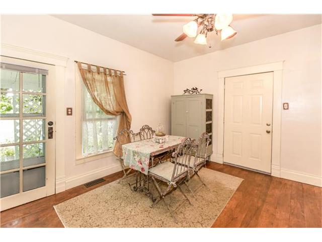 For Sale: 453 Choctaw St Liberty, MO 64068
