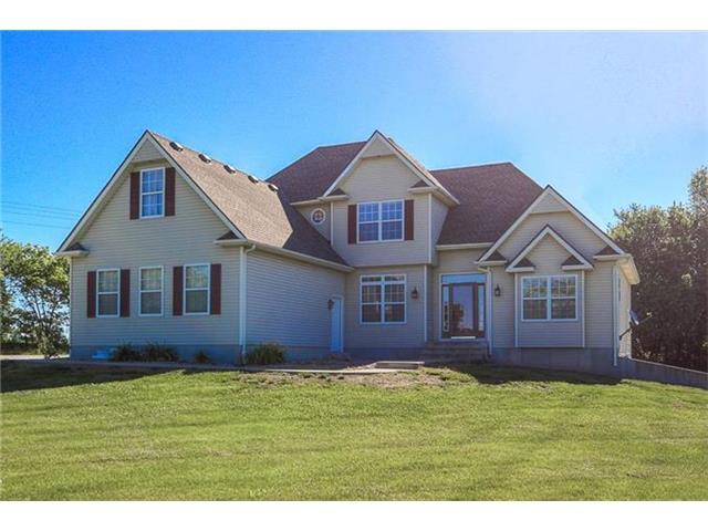 For Sale: 23505 S Lucille Ln Peculiar, MO 64078