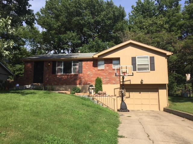 702 S 2nd St