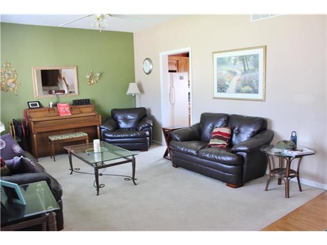 For Sale: 1141 SE 11th Ter Lees Summit, MO 64081