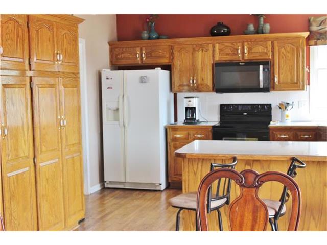 For Sale: 1141 SE 11th Ter Lees Summit, MO 64081