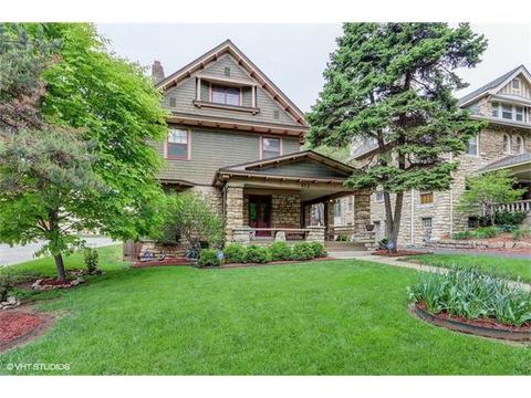 4545 Wornall Rd #1003