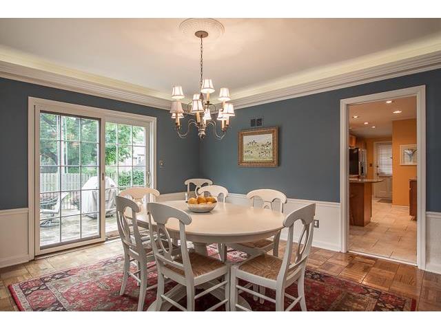 For Sale: 1021 W 69th St Kansas City, MO 64113