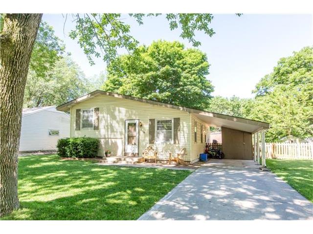 For Sale: 4258 N Colorado Ave Kansas City, MO 64117
