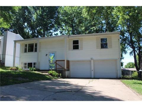 1221 NW 67th St