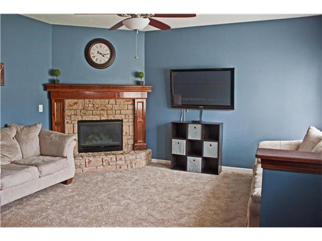 1010 NW 63rd St, Kansas City MO 64118