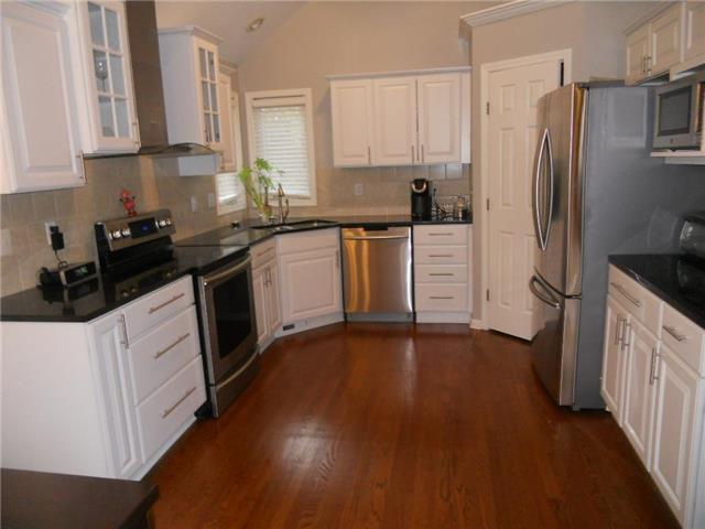 715 NW 52nd St