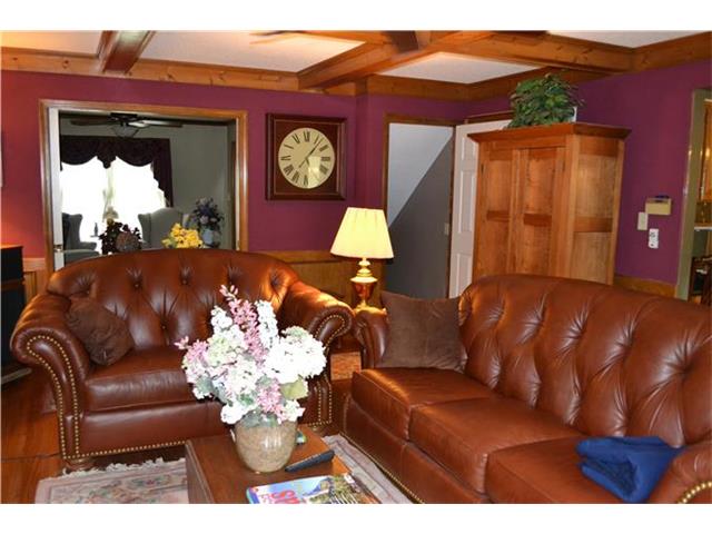 For Sale: 4320 NE 59th Ter Kansas City, MO 64119