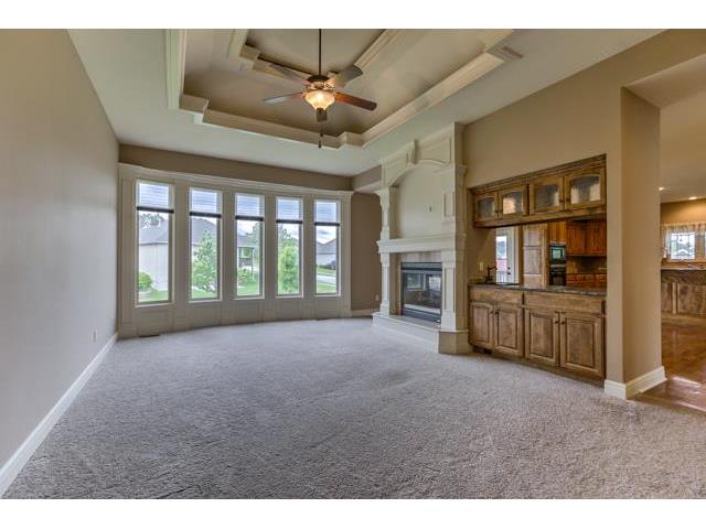 For Sale: 6928 N Colorado Ave Kansas City, MO 64119