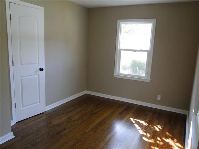 3821 NE 52nd Ter
