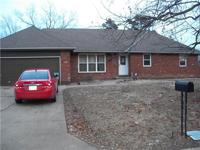 7701 Locust St