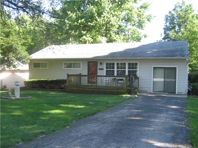 For Sale: 7003 E 113th St Kansas City, MO 64134